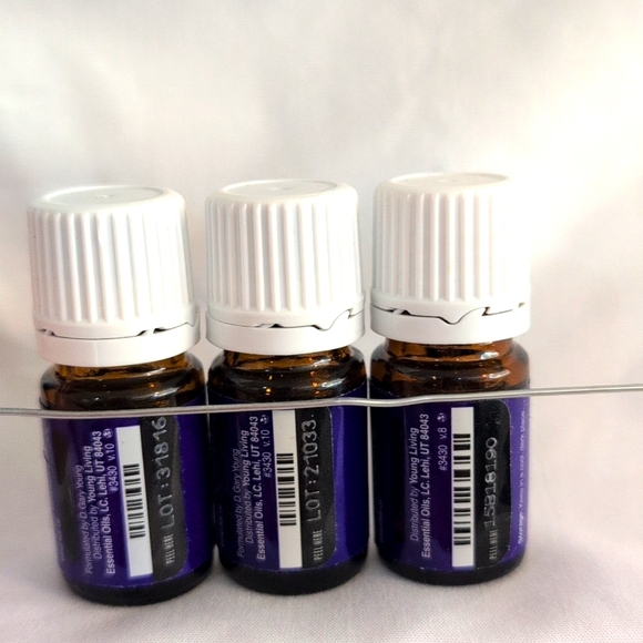 Young Living's Valor 5ml Essential Oil - Picture 4 of 4